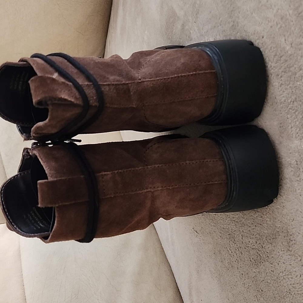 Matisse Chocolate Brown Platform Boots - Picture 6 of 13